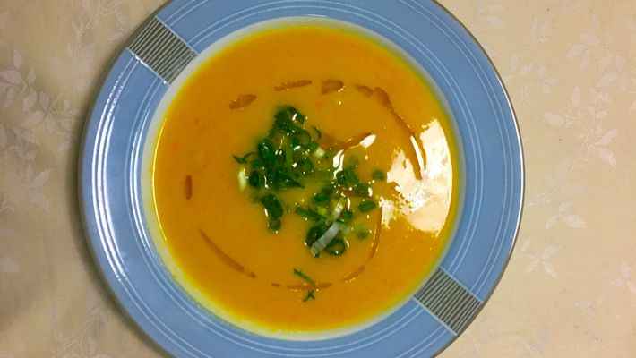 Receita de Sopa de Mandioquinha e Cenoura 