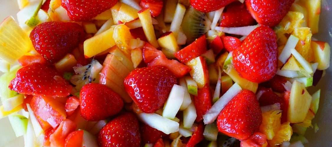 Receita de Salada de frutas light para perder peso
