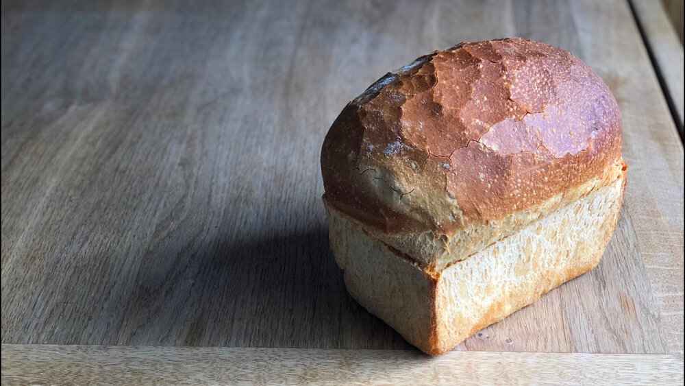 Receita de pão caseiro simples e rápido feito em casa