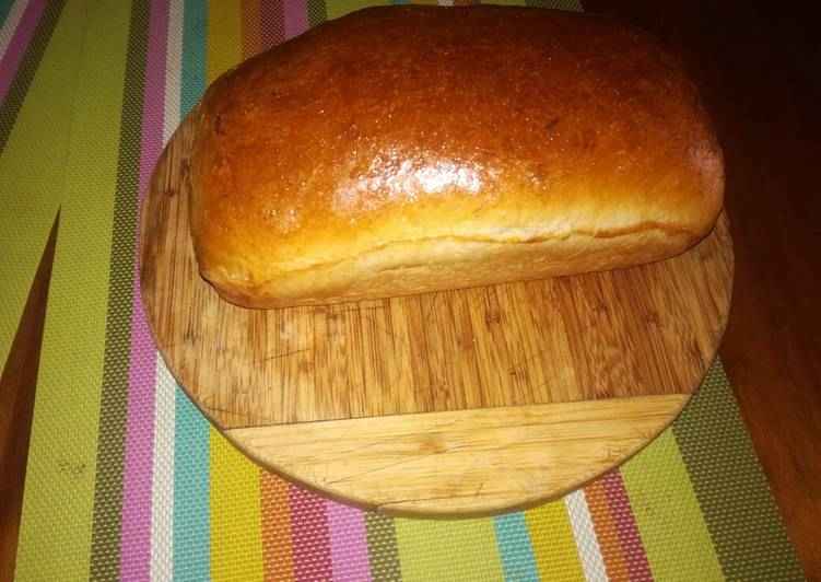 Receita de pão caseiro simples e rápido
